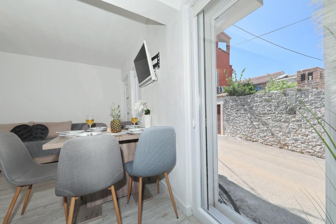זאדאר Holiday Home Maria One Minute From -Beach מראה חיצוני תמונה